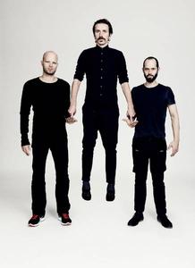 whomadewho