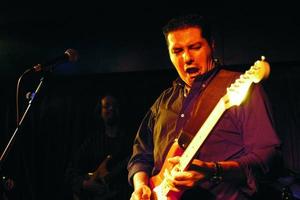 GUITAR CRASH