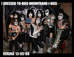 DRESSED TO KISS