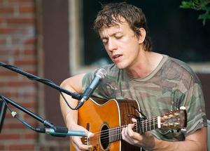 STEVE GUNN