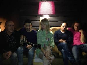 MAGDA WHITE & FRANK HAMMOND BAND