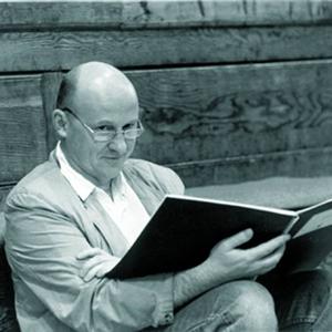 GAVIN BRYARS