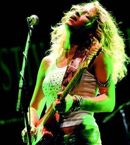 ANA POPOVIC