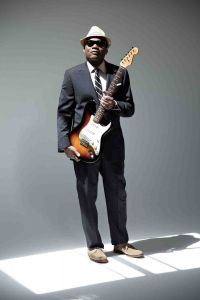 ROBERT CRAY