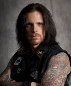 Ricky Warwick