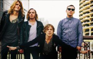 CAGE THE ELEPHANT