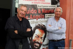 GUIDO & MAURIZIO DE ANGELIS Oliver Onions