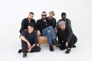 EL V and THE GARDENHOUSE