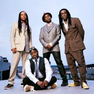 LIVING COLOUR