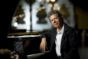 CHICK COREA