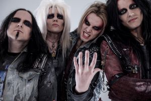 CRASHDIET