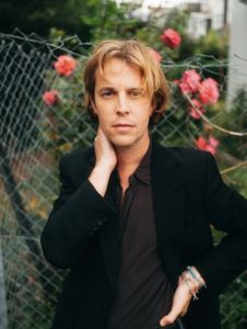 TOM ODELL